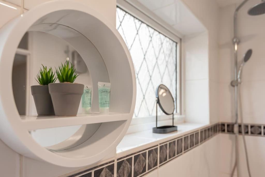 Leed City Centre - Armley Wortley Leeds  Eksteriør billede
